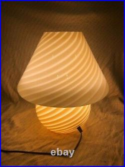 15 Vintage Murano Vetri Italian Glass Mushroom Lamp, Barely Used, Beige/Yellow