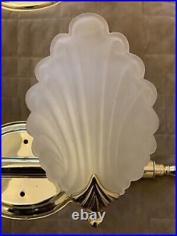 1 Vintage Frosted Sea Shell Wall Sconce Brass Art Deco Vanity Light Fixture