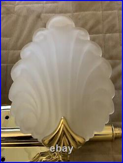 1 Vintage Frosted Sea Shell Wall Sconce Brass Art Deco Vanity Light Fixture