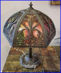 20-Inch-Tall Antique Art Nouveau Miller Slag Glass Lamp with 6 Panels Excellen
