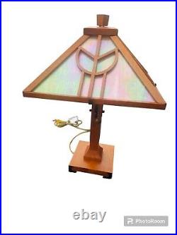 ARTS & CRAFTS STYLE WOOD & SLAG GLASS TABLE LAMP Dale Tiffany