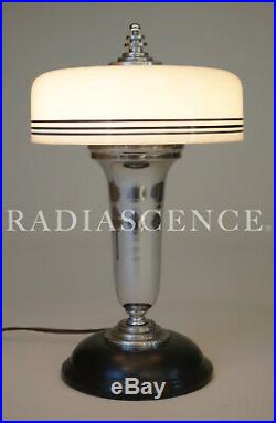 ART DECO STREAMLINE MODERN CHROME GLASS TABLE LAMP 1930s FARIES MARKEL CHASE 30s