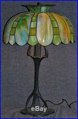 Antique Art Nouveau Pairpoint Tree Trunk Lamp Base Pastel Slag Glass Shade 16