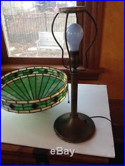 Antique Mission Arts and Crafts Leaded Glass Table Lamp