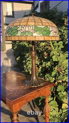Arts Crafts D. L. Neuhauser Water Lily Leaded Glass Lamp Handel Tiffany Studios