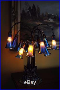 Arts&Crafts, Nouveau, Tiffany, L. C. T. Style Iridescent Lily Art Glass Bronze Lamp