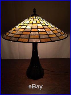 Bradley hubbard vintage arts crafts stained slag glass leaded handel era lamp nr