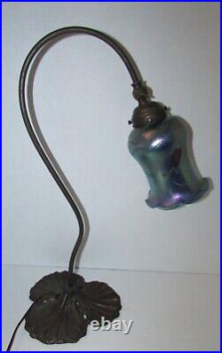 Bronze Table Lamp with Iridescent Hanging Hearts Art Glass Shade 1170