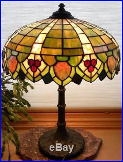 C1915 ARTS & CRAFTS FLORAL WILKINSON STYLIZED LEADED GLASS LAMP & SHADE