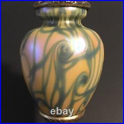 Durand Art Glass King Tut Vase Bronze Lamp 1920s Gold Peacock Iridescent Swirl