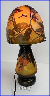 Emile Galle Style Art Nouveau Cameo Amber Glass Trumpet Vine Honeysuckle
