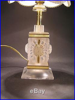 Fine LALIQUE France Frosted Crystal Lamp