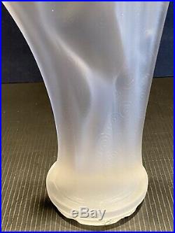 G-130 Aladdin Mantle Electric Lamp Art Deco Glass Figurine Etling Sabino Lalique
