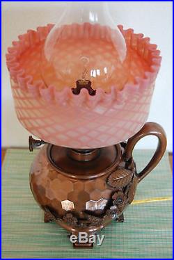 Gwtw Oil Kerosene Arts & Crafts Antique Meriden Mt. Washington Burmese Glass Lamp