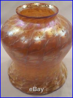 IRIDESCENT QUEZAL ART GLASS LAMP SHADE