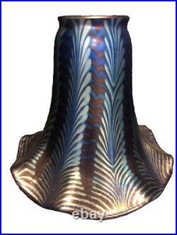 Iridescent pull feather blue aurene 2 fitter ruffle art glass shade unmarked
