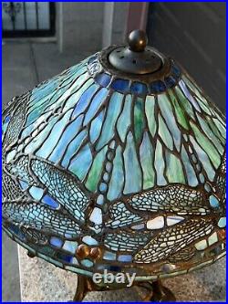 LARGE Tiffany Style Stained Glass Lamp Lighted Cast Bronzed Brass Heavy Base 23