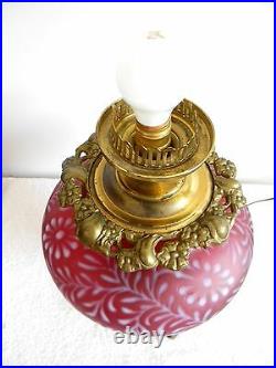 L G Wright Fenton LARGE GWTW lamp in cranberry daisy and fern