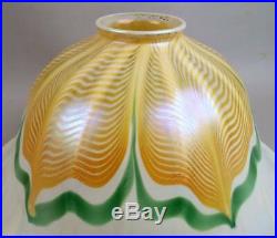 Large Signed 15 Inch Quezal Pulled Feather Iridescent Art Glass Lamp Shade