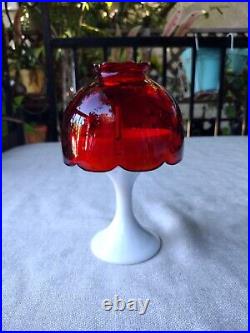 Mid Century Modern Westmoreland Red and White Art Glass Fairy Lamp