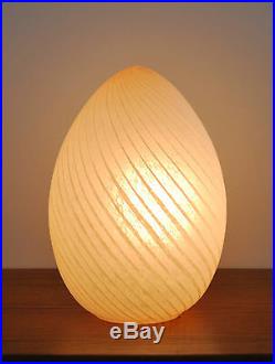 Mid Century modern Hollywood Regency Vetri Murano Italy art glass egg table Lamp