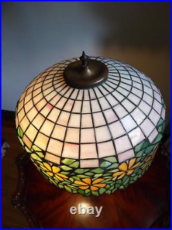 Mosaic Stained-glass lamp vintage, by Unique Art Glass & Metal