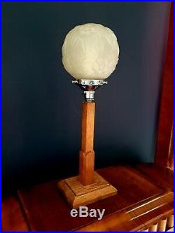 ORIGINAL 1930s ART DECO TABLE DESK LAMP OAK STEM ICONIC GLOBE GLASS SHADE