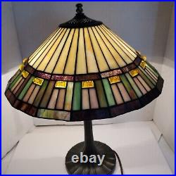 QUOIZEL Style Tiffany Stained Glass Style Table Lamp W Bronze Base 2 Bulb