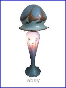 RARE Vandermark Opalescent Pulled Feather Art Glass Table Lamp in Blue