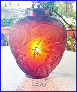 R. Lalique Amber Glass Vase Lamp Model 893'Archer' circa 1921. Engraved Script