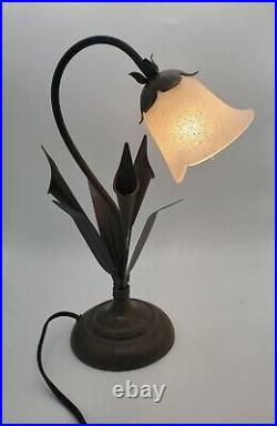 Rare Bronze Metal Art White Glass Calla Lily Tulip Pond Frosted Lamp Vintage