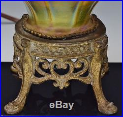 STUNNING PAIR OF c1900 SIGNED QUEZAL GOLD AURENE ART GLASS BOUDOIR LAMPS SHADES