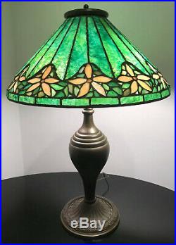 Salem Brothers Arts Craft Mission Leaded Glass Bradley/Hubbard Era Lamp 23