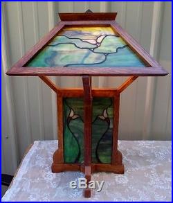 Tiffany Style Oak Wood Stained Glass Arts Crafts Mission Bungalow Lamp