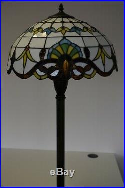 Tiffany Style Floor Lamp Handcrafted Bedroom Living room Stained Glass Art Lamps