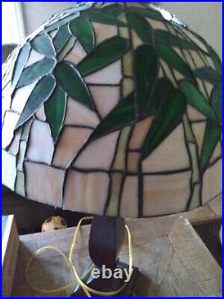 Tiffany style stained glass lamp