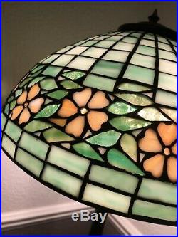 Unique Art Glass and Metal Co Leaded Glass Lamp Antique Nouveau Handel Tiffany
