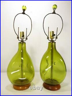 VTG Mid Century BLENKO LP-11 TABLE LAMP PAIR in CHARTREUSE Pinched ART GLASS
