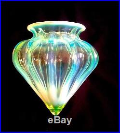 Vaseline Glass Lamp / Light Shade Suit Arts & Crafts or Art Nouveau Lamp