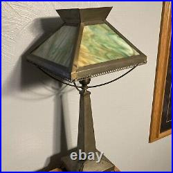 Vintage Arts & Crafts Mission Style Table Lamp Green Slag Glass Shade