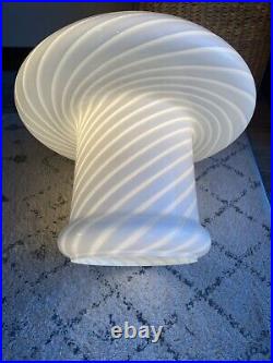 Vintage Murano White Swirl Venetian Art Glass Mushroom Table Desk Lamp Italy