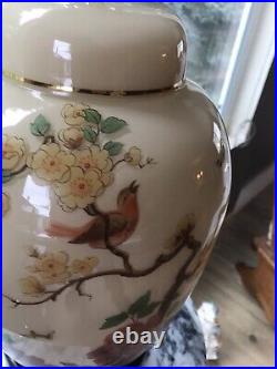 Vintage Rare Asian Art Hand-painted Chinoiserie Table Lamp Birds Blossoms