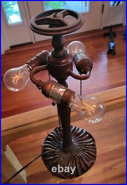 Vintage-style Spider shade Stained-glass Table Lamp